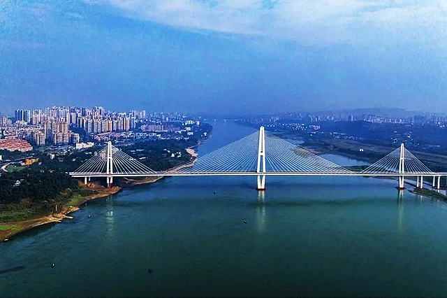 泸州长江六桥有新名字了：邻玉长江大桥！