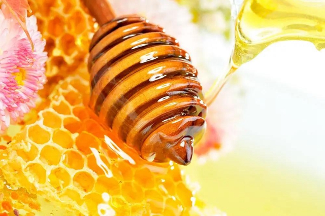 【围观】吃蜂蜜容易患乳腺癌？(图5)