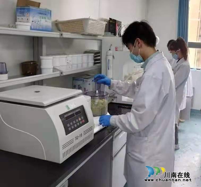 四川省富硒富锌产品质量监督检验中心在合江揭牌(图2)