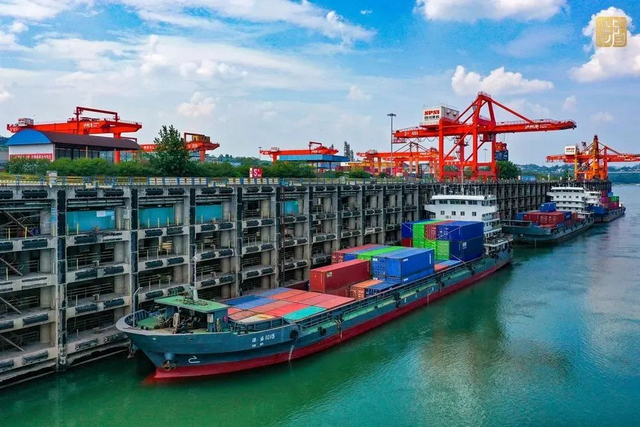 全省第一！泸州港2023年累计完成货物吞吐量同比增长10.06%