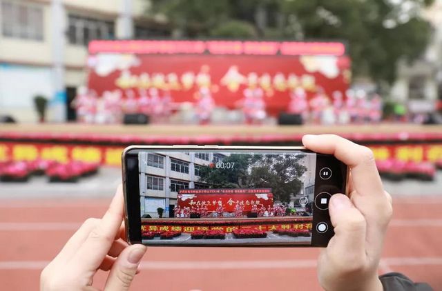 多图直击！龙马潭各学校迎元旦(图4)