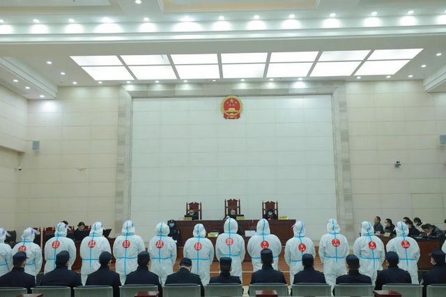 感受公平正义｜18人获刑！龙马潭区法院公开宣判一起涉黑案件