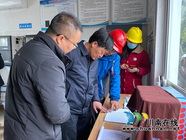 朱大清率队到泸县百和镇督导大鹿溪水质达标攻坚工作