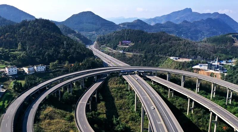 纳黔高速将新启用3个移动测速点位 限速80公里/小时