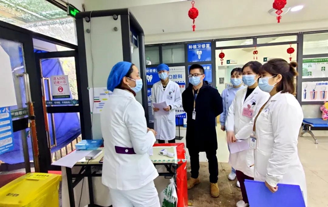 泸州福欣医院开展春节前疫情防控感控督查(图2) 泸州福欣医院开展春节前疫情防控感控督查(图2)