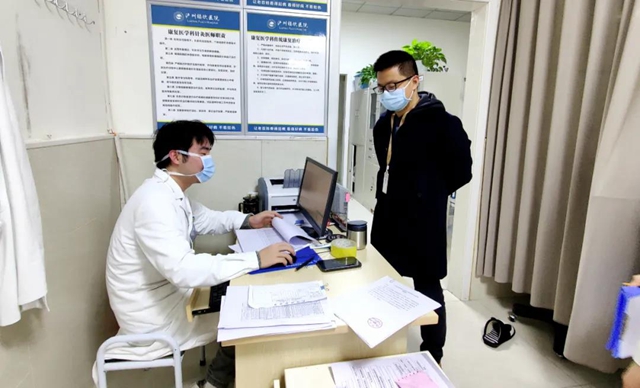 泸州福欣医院开展春节前疫情防控感控督查(图4) 泸州福欣医院开展春节前疫情防控感控督查(图4)