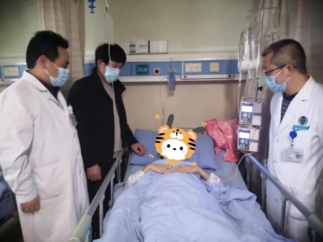 【健康过年】祸从“口”入 ， 14岁少女“吃”进重症监护室，医生说：“过节需注意！”