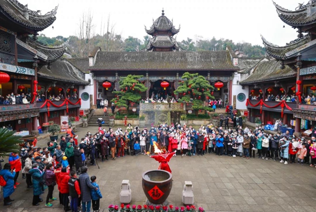 人气火爆！自贡上榜全国热门景点、城市“双TOP10”!(图7)