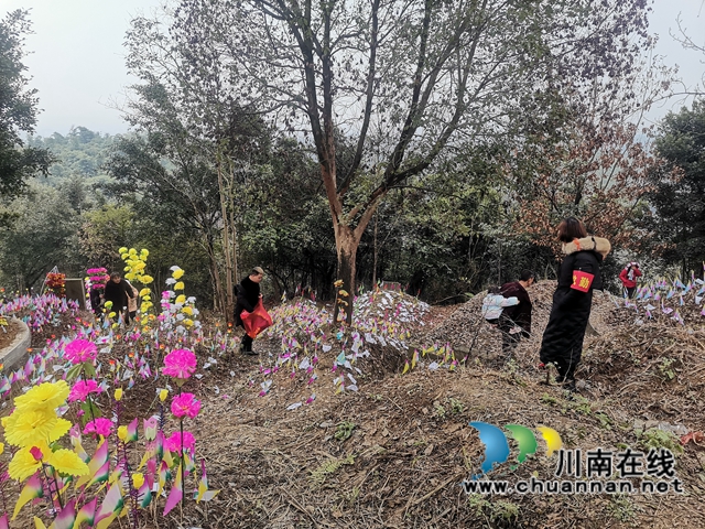 泸县云龙镇:倡导春节文明祭祀,筑牢森林防火灭墙(图3) 泸县云龙镇:倡导春节文明祭祀,筑牢森林防火灭墙(图3)