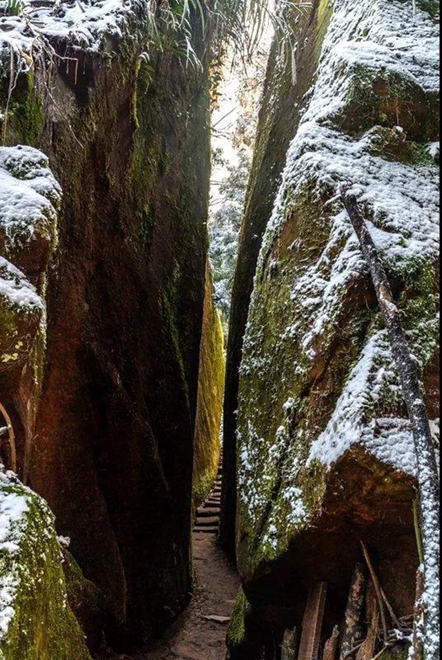 雪映丹山景别致！绝美壁纸请查收(图4)