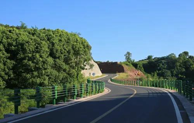 铺就乡村振兴快车道｜泸州争创“四好农村路”省级示范市(图3)