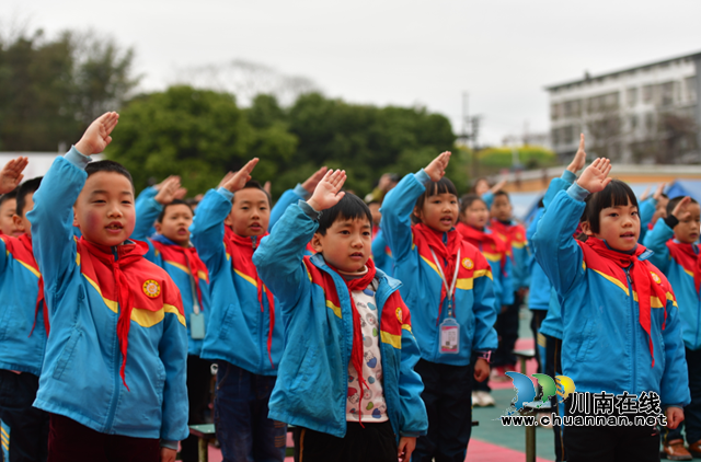 泸县地震灾区福集镇1000余名学子全部返回原校开学啦！(图5)