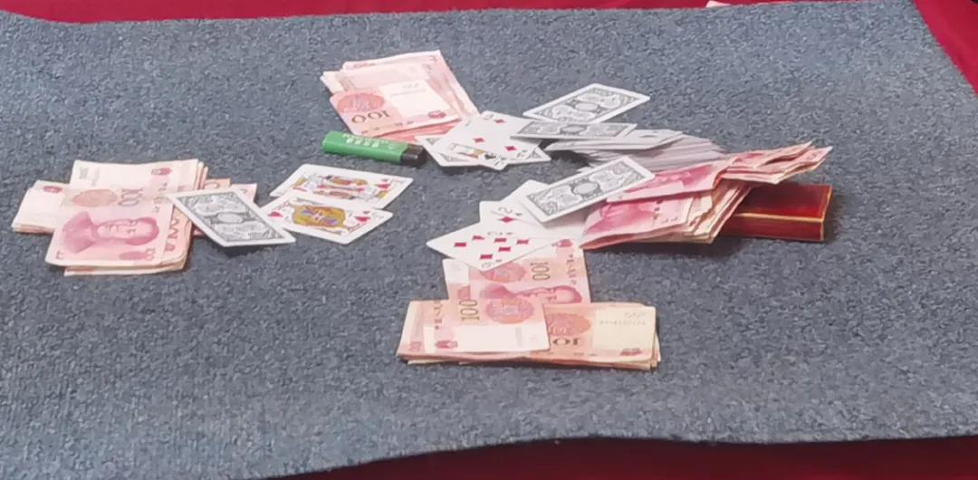 江阳公安重拳出击，严厉查处涉赌人员92名(图2)