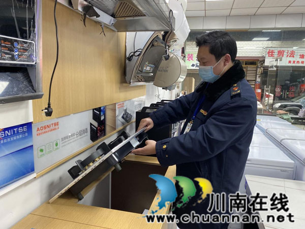 古蔺县市场监管局开展燃气安全排查整治(图3) 3.jpg