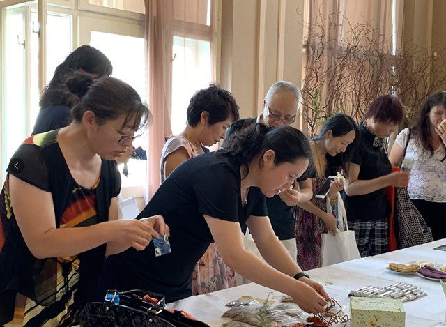 【关注】出发!又一中医师赴捷克(图7) 【关注】出发!又一中医师赴捷克(图7)