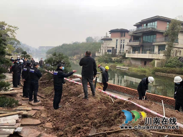 泸县综合行政执法局快查快拆新增违法建设(图2) 泸县综合行政执法局快查快拆新增违法建设(图2)