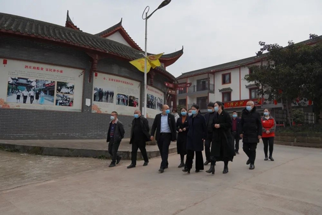 叙永县人民政府县长王一米率队调研中国沈酒庄景区(图3)