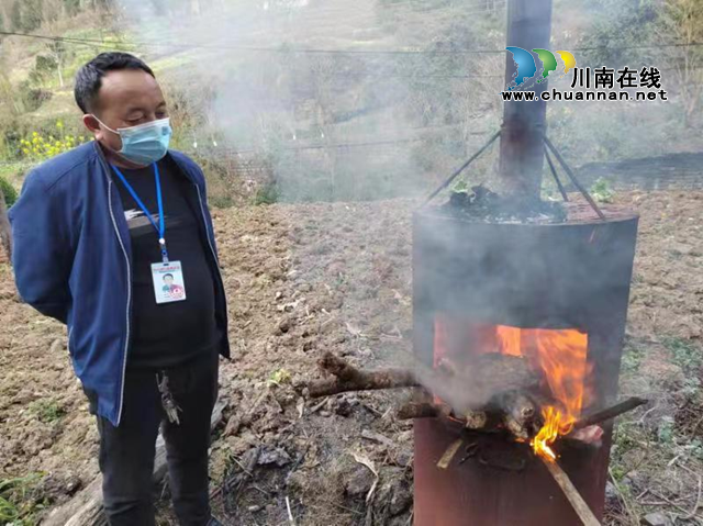 叙永县落卜市场监管所查获一批“白板肉”(图3)