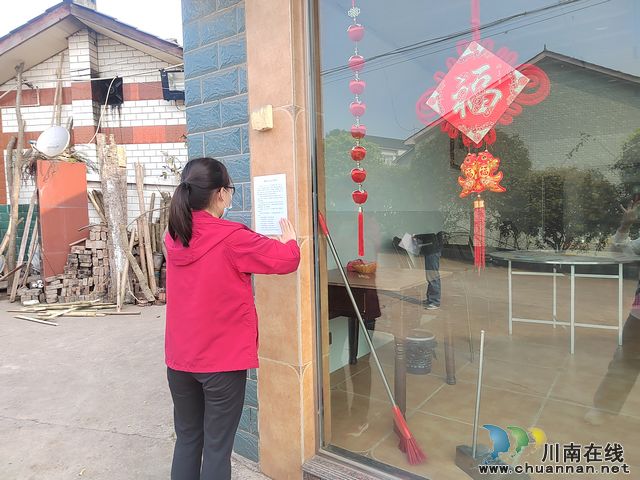 华阳街道:点面结合强化森林防灭火宣传教育(图2) f9449d3e5e8521bab49c3b74ad50cd5.jpg