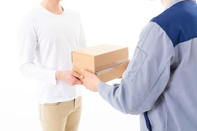 警惕“物传人”丨泸州疾控：非必要不购买！收取境外物品注意消毒防护