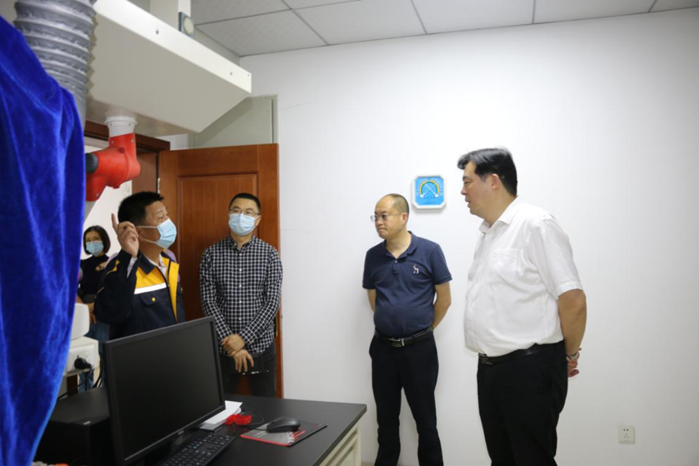 发挥港口优势|市口岸物流办主任李智带队调研泸州港务公司(图3) 发挥港口优势|市口岸物流办主任李智带队调研泸州港务公司(图3)