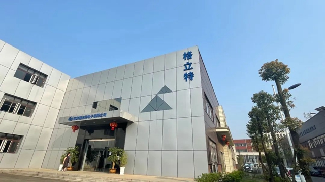 勇夺“开门红”丨宜宾首个千级无尘车间顺利投产(图1)