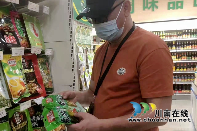 龙马潭区市场监管局开展“3·15”曝光食品安全问题排查行动(图3)