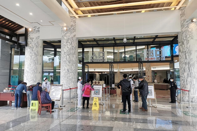 泸州市中医医院城南院区开诊第一天｜内附就诊攻略