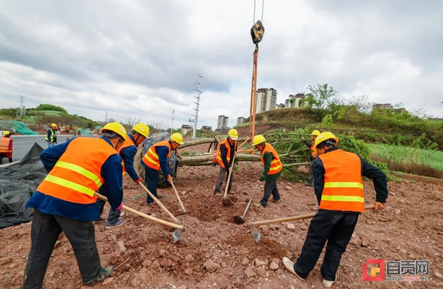@自贡人，G348这段路实现全辐车道临时通车！(图4)