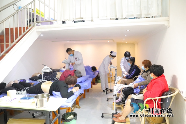 家门口就医,合江县中医医院桂圆林社区针灸康复门诊开诊啦!(图3) 家门口就医,合江县中医医院桂圆林社区针灸康复门诊开诊啦!(图3)