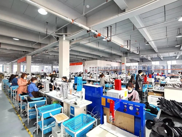 乔丹“内江产”,每天7000+(图4) 乔丹“内江产”,每天7000+(图4)