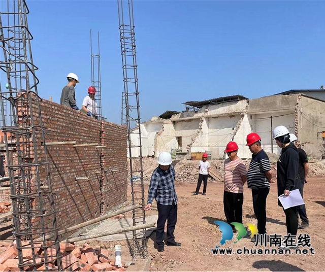 泸县住建局:灾后恢复重建 村民大会答民惑、解民忧(图3) 泸县住建局:灾后恢复重建 村民大会答民惑、解民忧(图3)