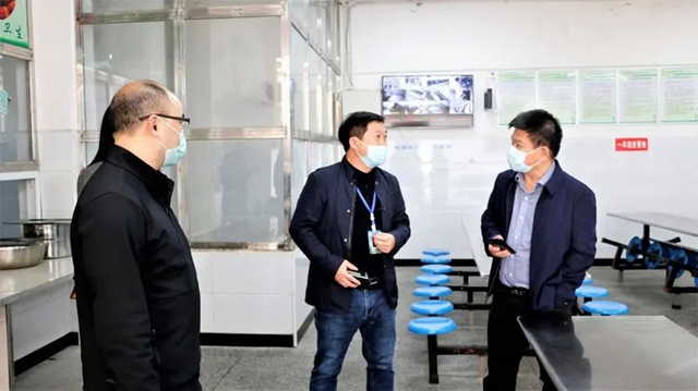 泸州市教育体育局开展疫情防控暗访检查(图3) 泸州市教育体育局开展疫情防控暗访检查(图3)