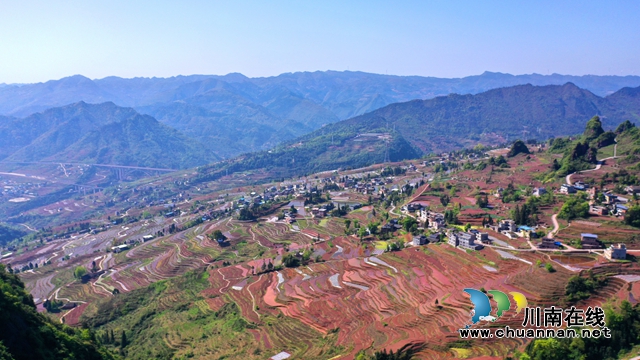 古蔺德耀：万亩梯田春耕忙，不负美景好时光(图2)