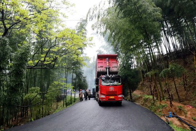 兴文僰王山景区8公里长柏油路即将完工！(图5)