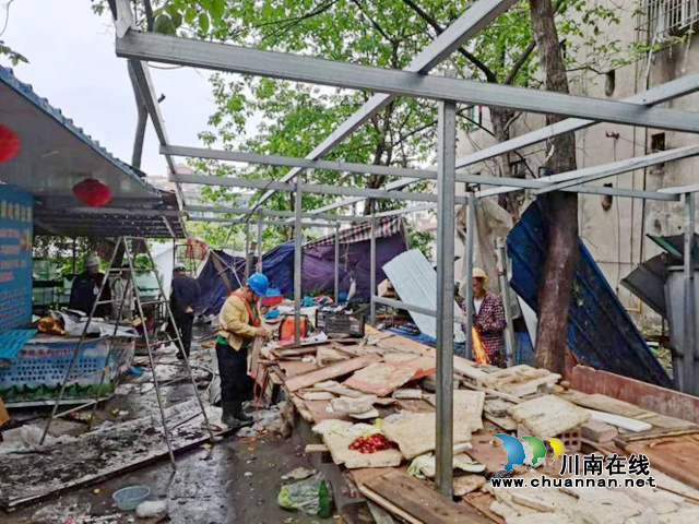 龙马潭区综合行政执法局:整治违建乱象,彰显为民情怀(图2) 龙马潭区综合行政执法局:整治违建乱象,彰显为民情怀(图2)