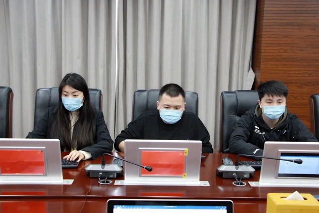 江阳区法院书记员技能大比武 领略指尖“真功夫”(图6) 江阳区法院书记员技能大比武 领略指尖“真功夫”(图6)