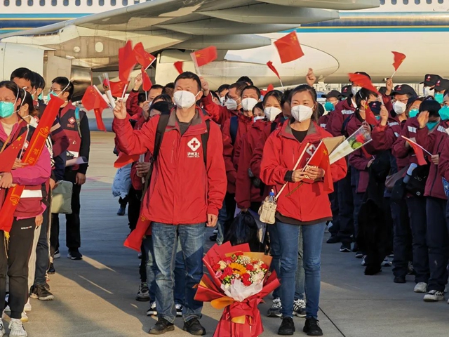 “战疫”21天，泸州支援吉林核酸检测队返回四川