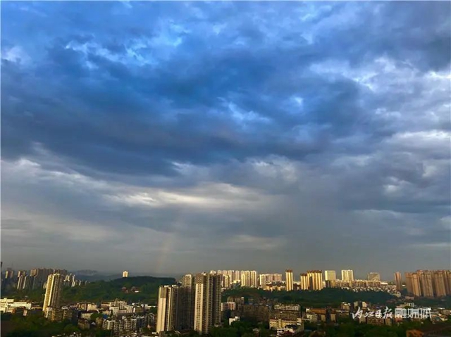 快看天上！内江人的朋友圈被它刷屏了(图7)