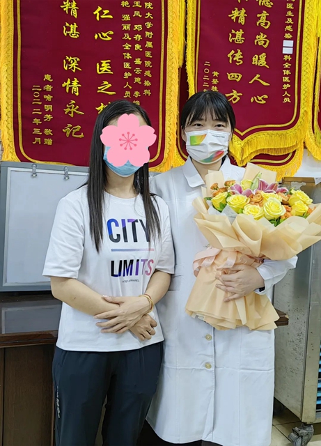 惊险!病房有人打破窗玻璃往外跳?危急时刻……(图9) 跳9.jpg