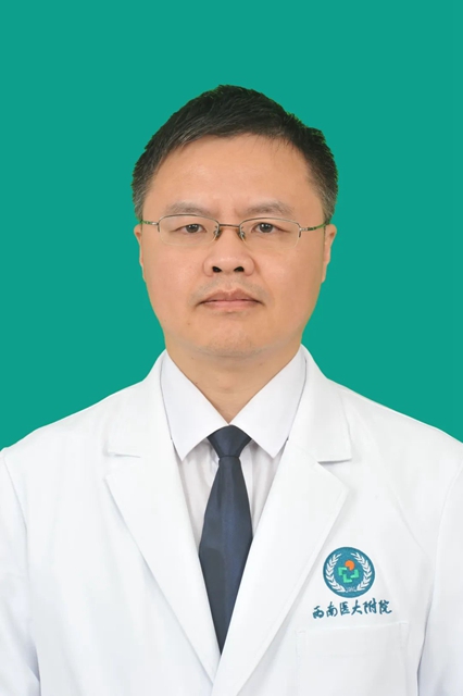 惊险!病房有人打破窗玻璃往外跳?危急时刻……(图13) 跳13.jpg