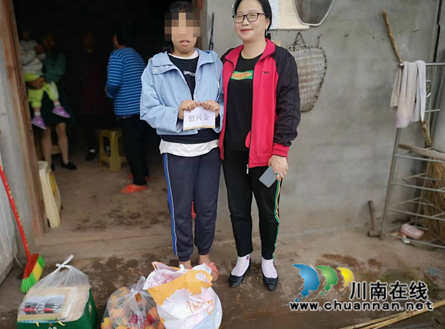 泸县得胜镇:爱心乡贤帮扶结“穷亲”(图2) 222.png