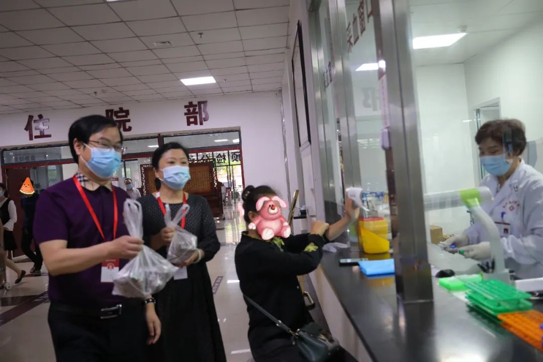 浓情端午 心系职工 | 合江县中医医院:点滴关怀“粽”是情,端午慰问送安康!(图3) 2.jpg