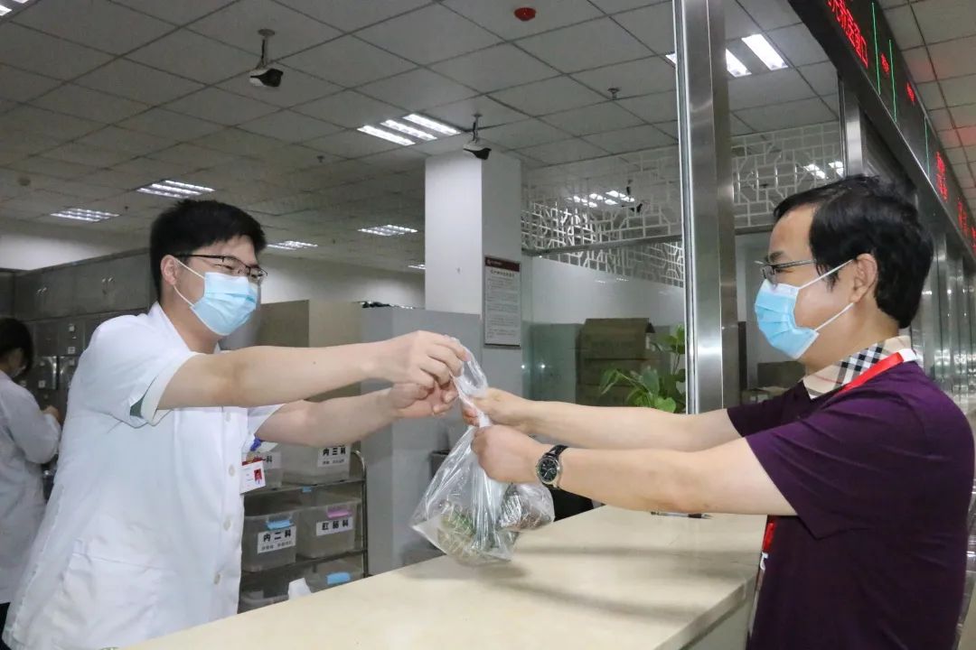 浓情端午 心系职工 | 合江县中医医院:点滴关怀“粽”是情,端午慰问送安康!(图14) 13.jpg