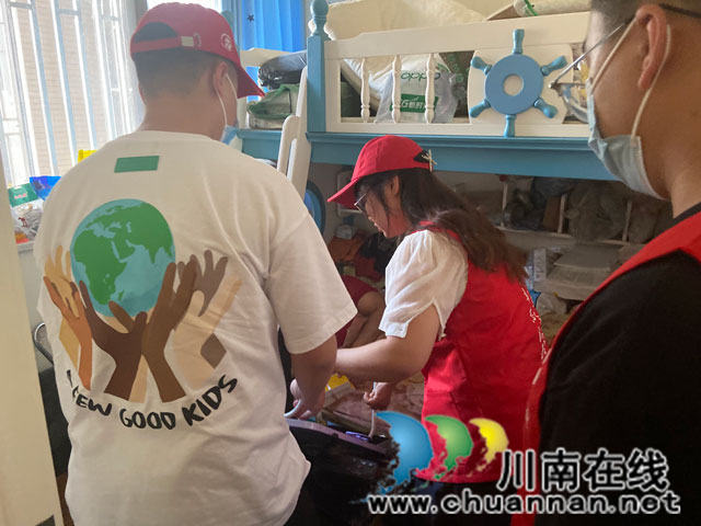 龙马潭区鱼塘街道云华山社区：“送学上门” 走心又暖心