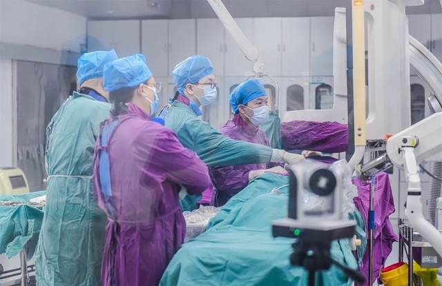 全国首批，西南首例，西南医大附院“钇”治肿瘤手术获成功