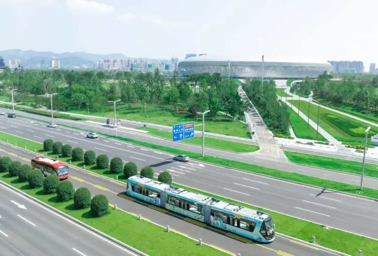 好消息!“宜宾造”智轨将在成都载客试跑(图5) 5.jpg