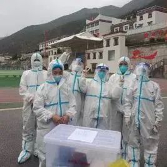 高原上的乡城县人民医院,来了一位“眼睛弯弯的护士阿姨”(图7) 7.jpg