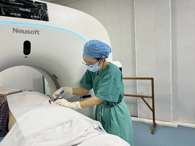 【微创介入】20多分钟手术，消除肾脓肿！