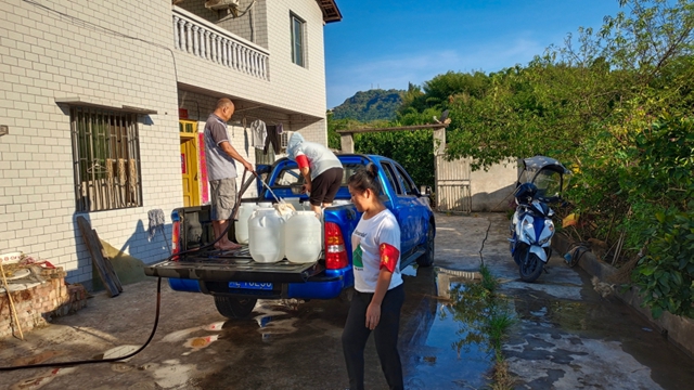 民心守护|纳溪区全力出击,为群众送水解“旱情”(图6) 6.jpg